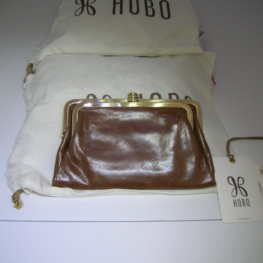 HOBO International Suzzette Wallet - W/Dust Cover